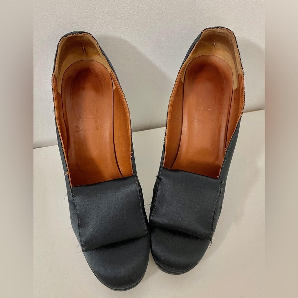 CLOSEOUT! Lanvin River Black Satin Heels